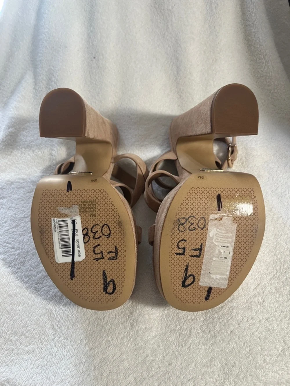 Gianni Bini Beige Suede Strappy Platform Sandal